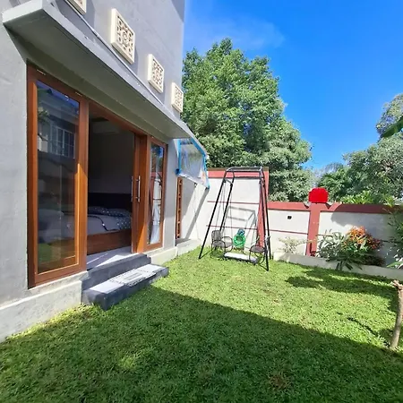 Bumbab House By Pigeon