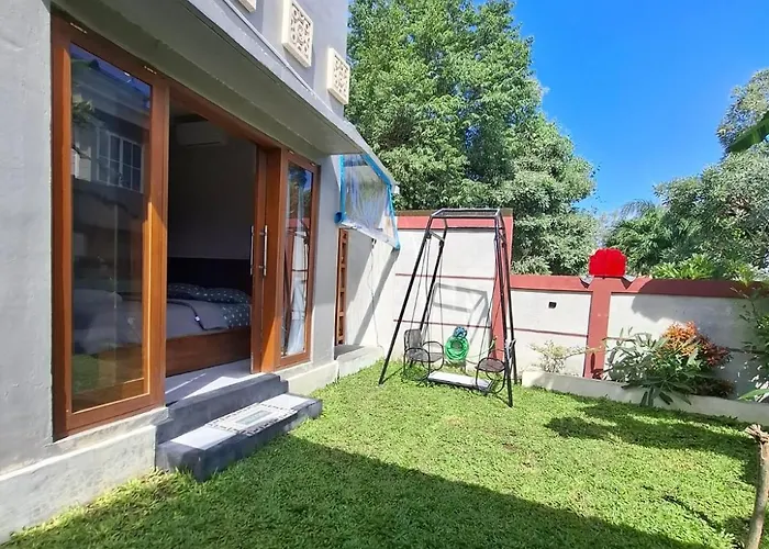 Bumbab House By Pigeon *