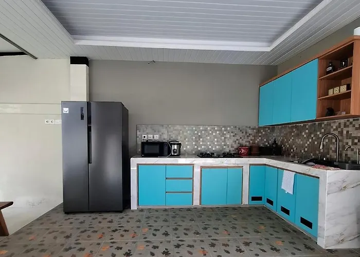 Bumbab House By Pigeon *